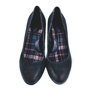 BOC Womens 398696 Dark Charcoal Nubuck Pump Size 8